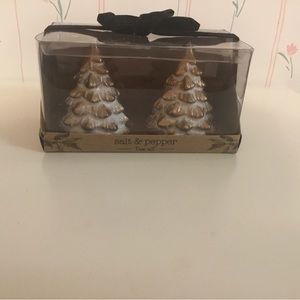 Christmas tree salt and pepper shakers